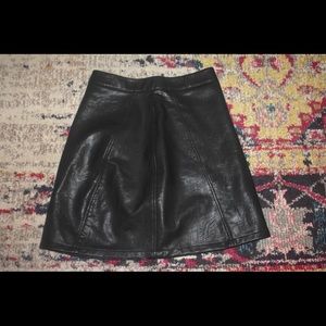 Vegan Leather Mini - Zara XS